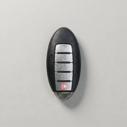 Premium Leather Key Fob for Nissan - Carsilks 