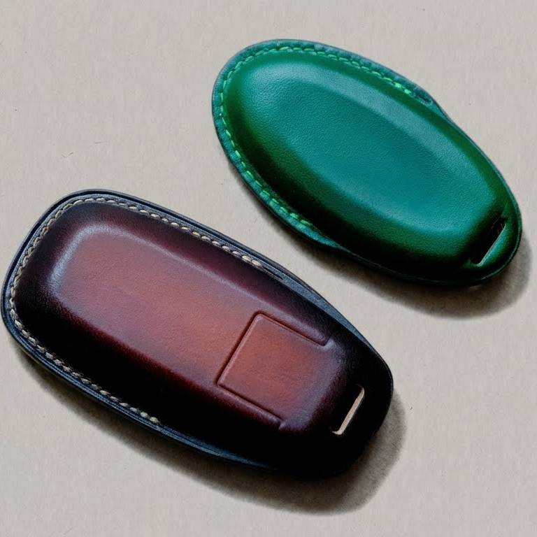 Premium Leather Key Fob for Nissan - Carsilks 