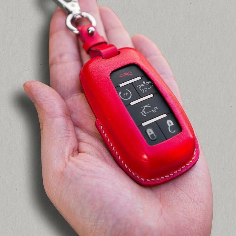 Premium Leather Key Fob for Dodge - Carsilks 