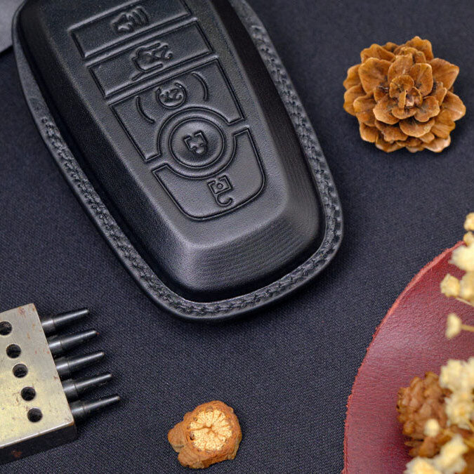 Premium Leather Key Fob for Lincoln - Carsilks 