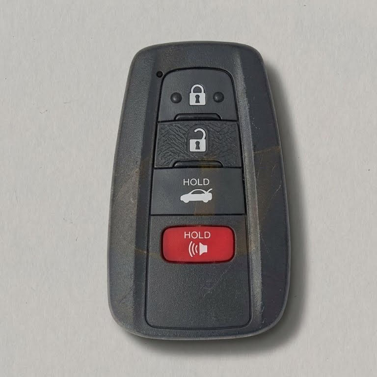 Premium Leather Key Fob for Toyota - Carsilks 