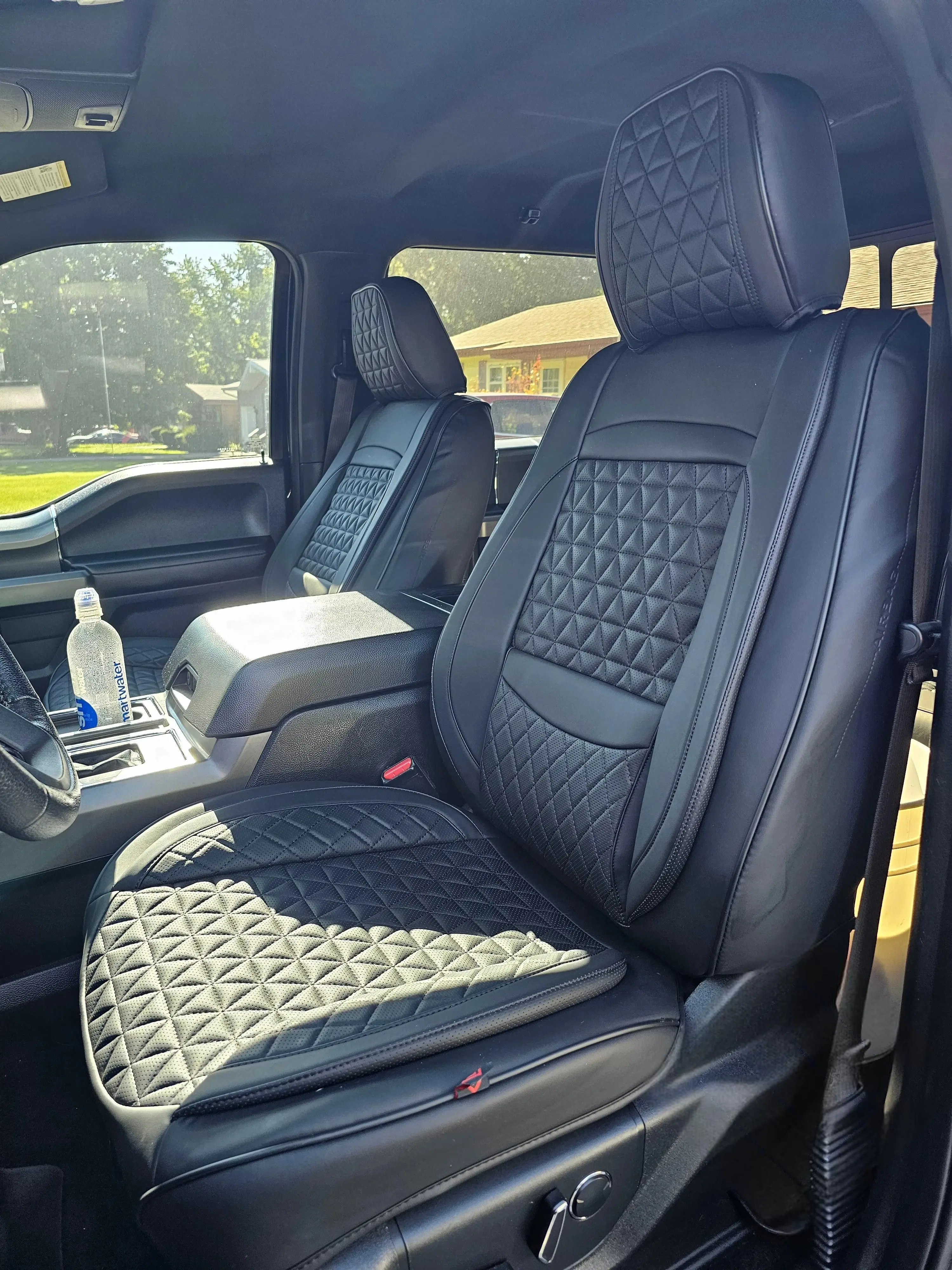 Black Breathable Waterproof Diamond Pattern Leather Seat Cover for Cars photo review