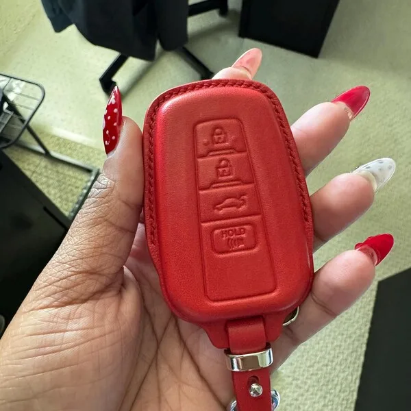 Premium Leather Key Fob for Volvo photo review