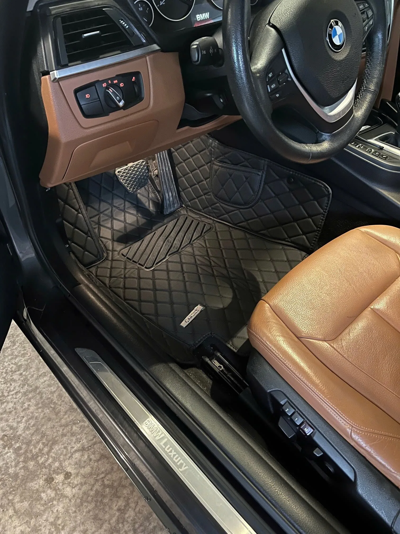 CREAM BEIGE DIAMOND BASE WITH GRAY TOP CARPET DOUBLE LAYER CAR MAT SET photo review